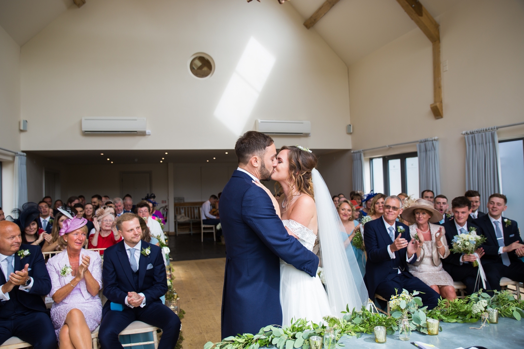 millbridge court wedding - kiss